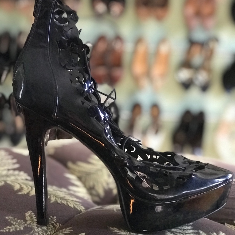 🆕 LFL Primp patent lace up gladiator pumps